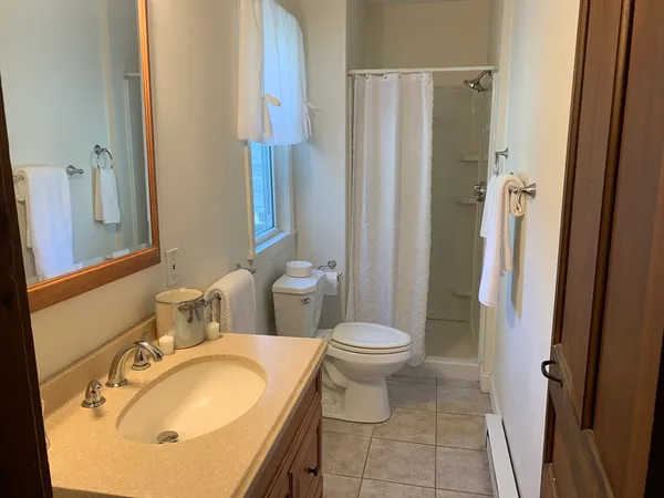$2,300 | 38 Elmwood Street, Unit B, Grafton, MA 01560