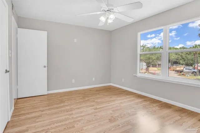 $329,000 | 200 Pensacola Beach Road, Unit H1, Gulf Breeze, FL 32561