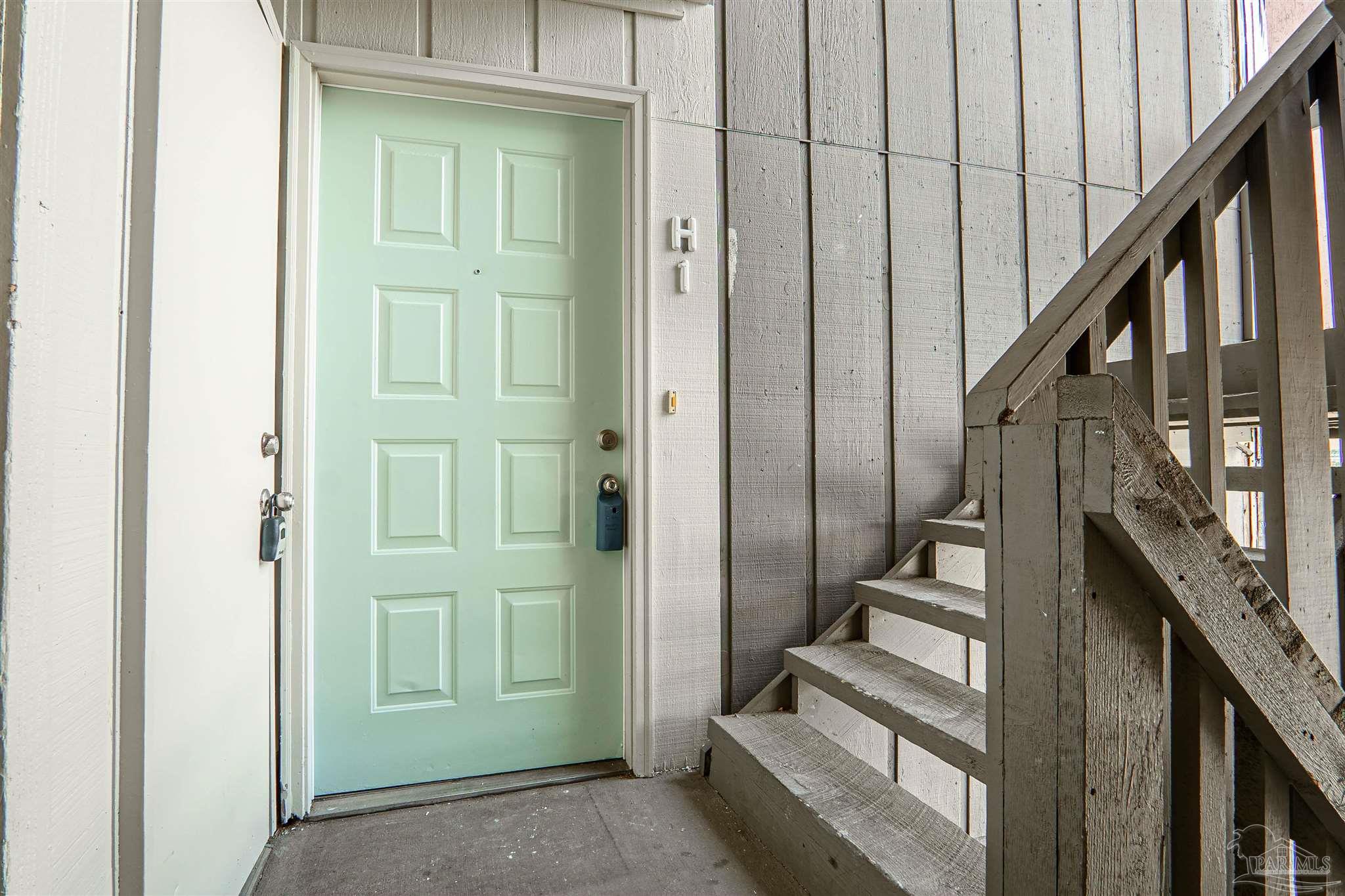 200 Pensacola Beach Road, Unit H1 Gulf Breeze, FL 32561 - Photo 24 of 39