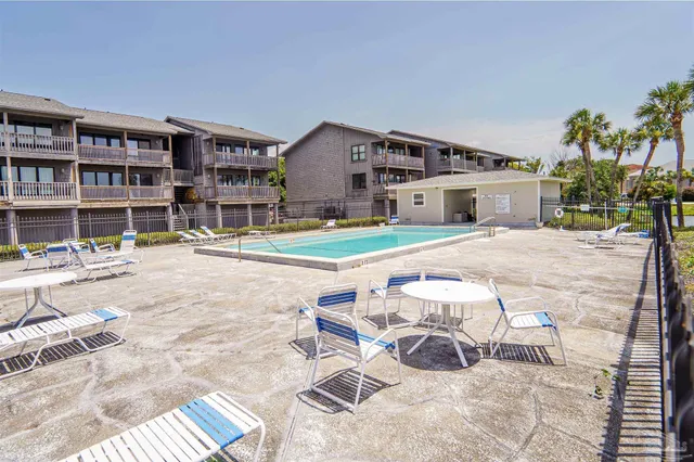 $329,000 | 200 Pensacola Beach Road, Unit H1, Gulf Breeze, FL 32561