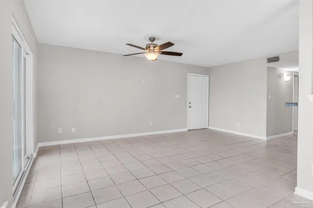 $329,000 | 200 Pensacola Beach Road, Unit H1, Gulf Breeze, FL 32561