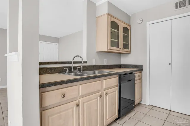 $329,000 | 200 Pensacola Beach Road, Unit H1, Gulf Breeze, FL 32561