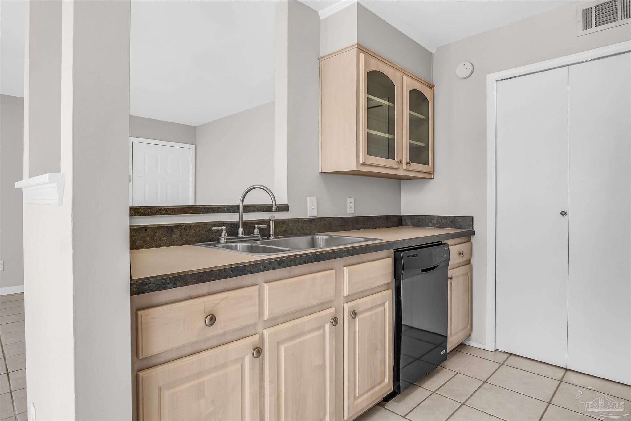 200 Pensacola Beach Road, Unit H1 Gulf Breeze, FL 32561 - Photo 6 of 39