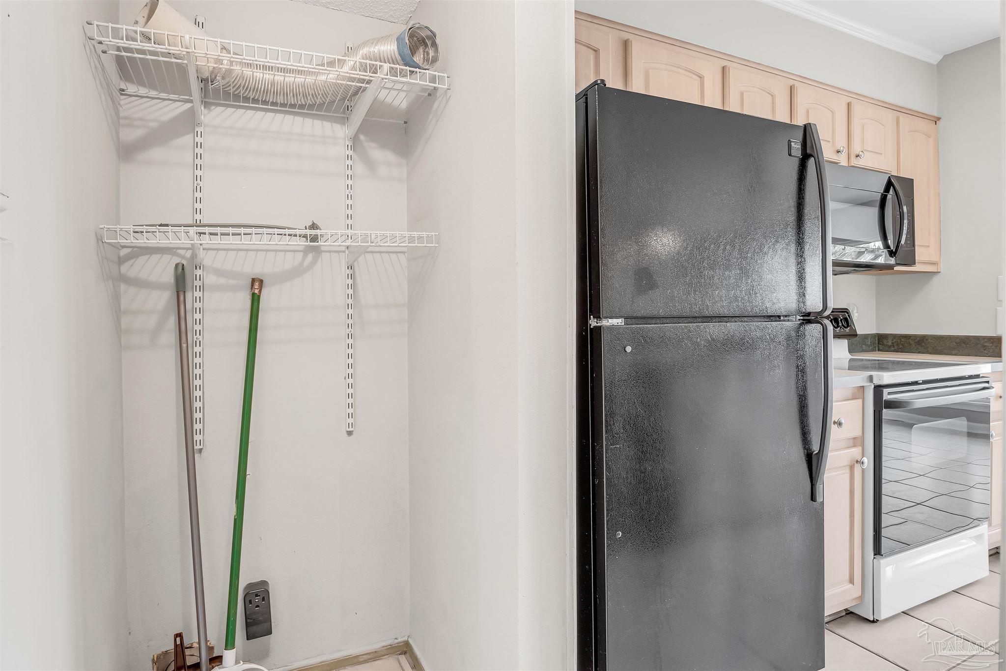 200 Pensacola Beach Road, Unit H1 Gulf Breeze, FL 32561 - Photo 8 of 39