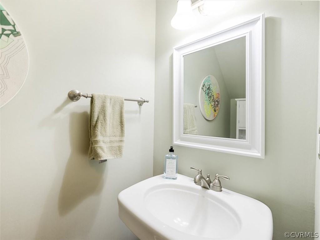 14810 Acorn Ridge Road Midlothian, VA 23112 - Photo 14 of 25 Half-bath