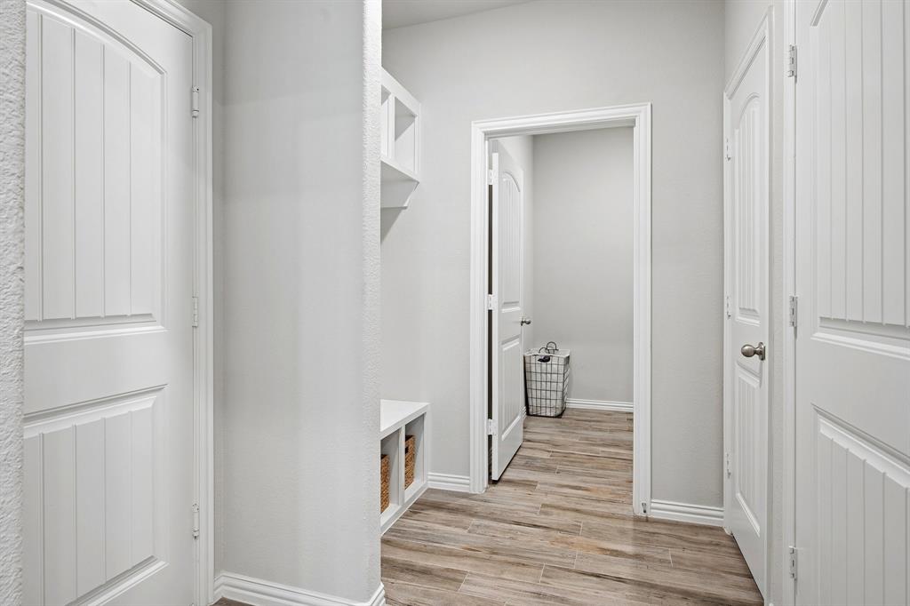 15057 Ted Trail Aledo, TX 76008 - Photo 27 of 35 Right off kitchen is the mudroom and laundry area