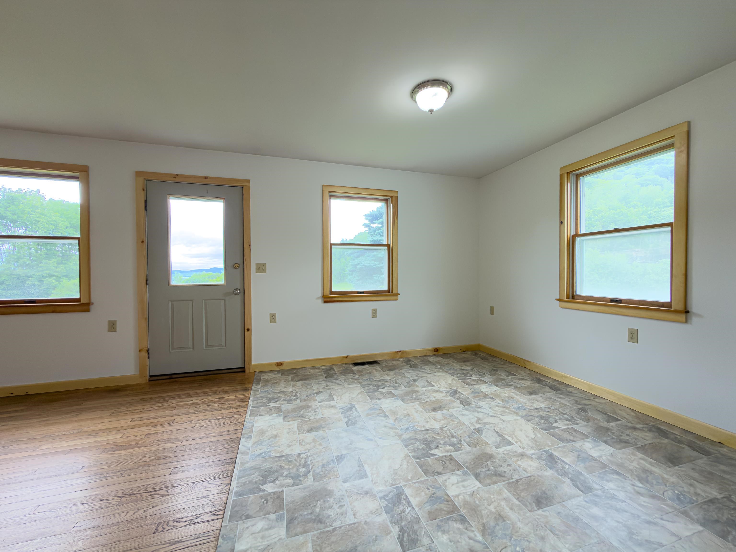 4194 Rt 18 Waterford, VT 05819 - Photo 11 of 60