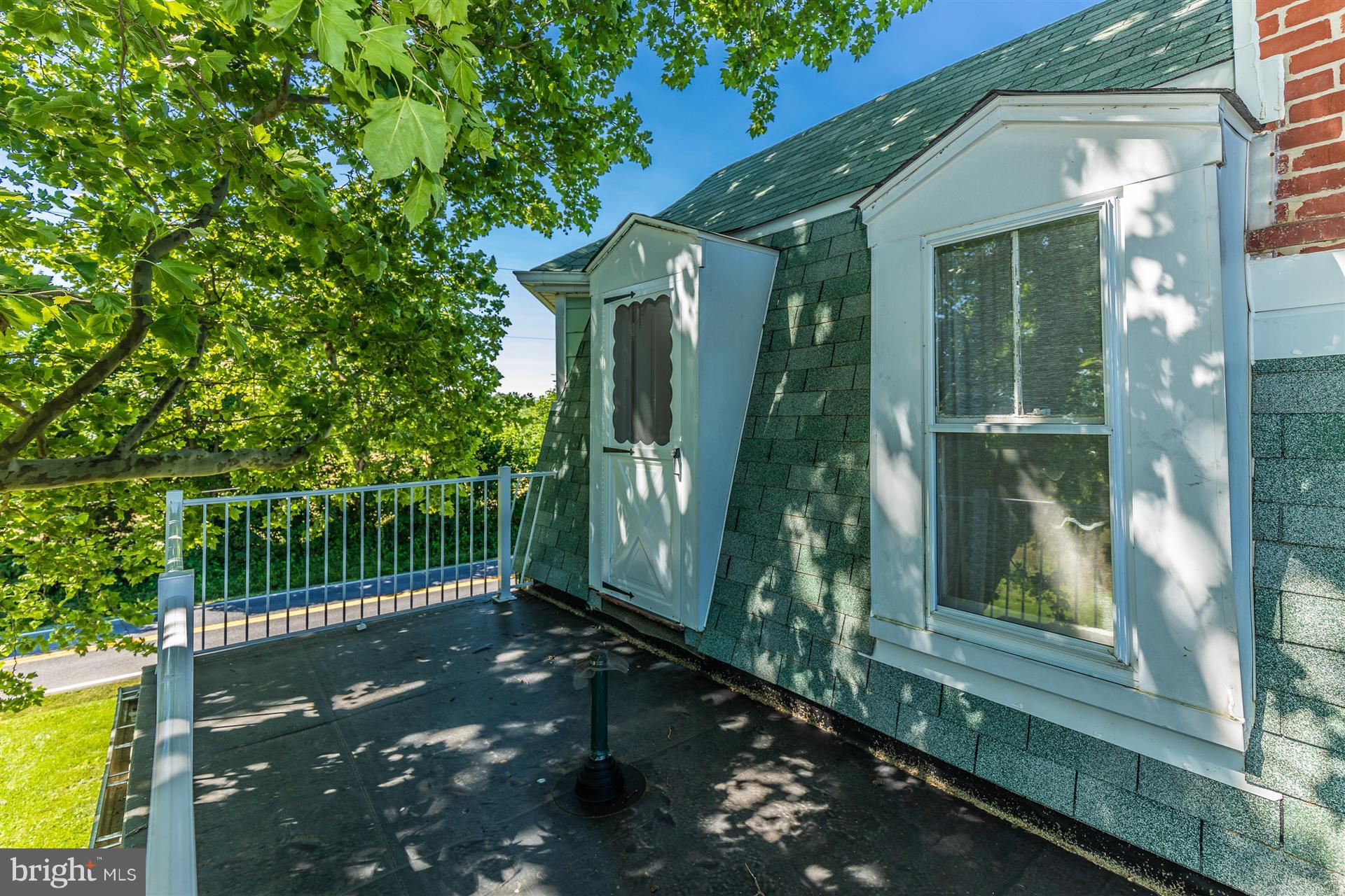 11324 Angleberger Road Thurmont, MD 21788 - Photo 18 of 27 Imagine your morning coffee and paper here!