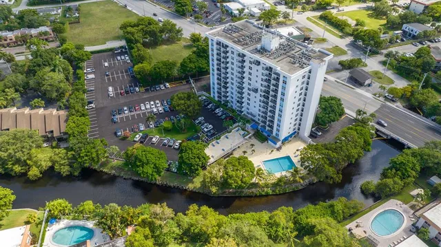 a view of a garden with a fountain