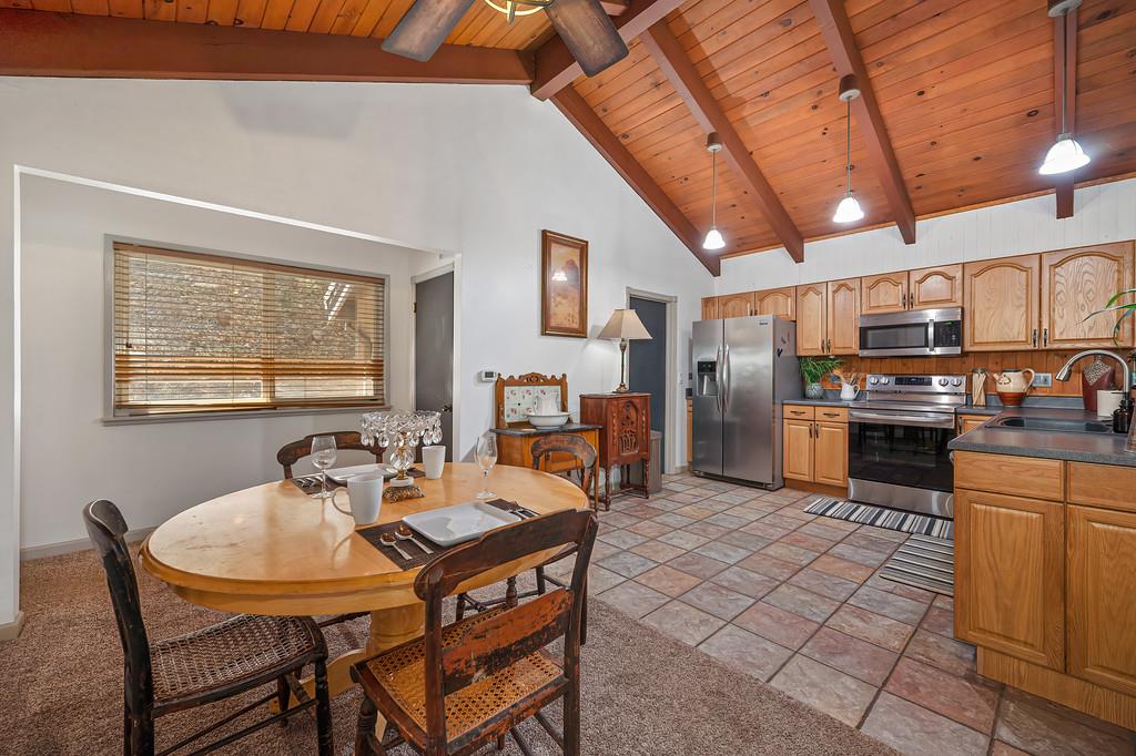 4599 Rivendale Road Placerville, CA 95667 - Photo 15 of 37
