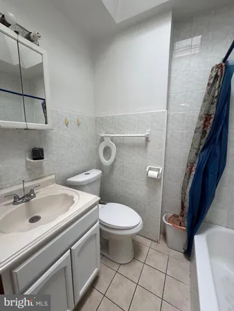 a view of a garage room