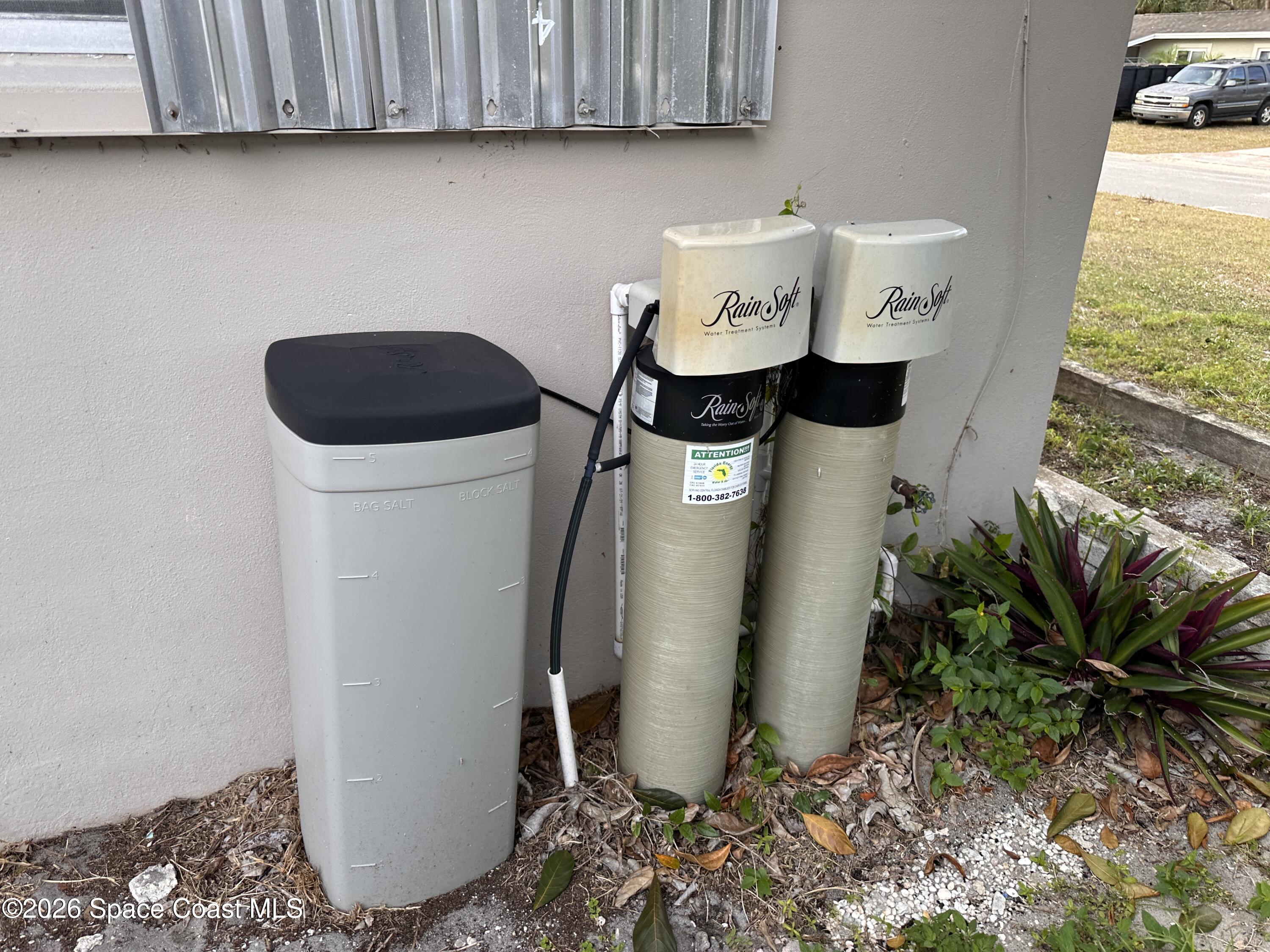 2363 Apache Drive Melbourne, FL 32935 - Photo 5 of 18 a close view of sink and mirror