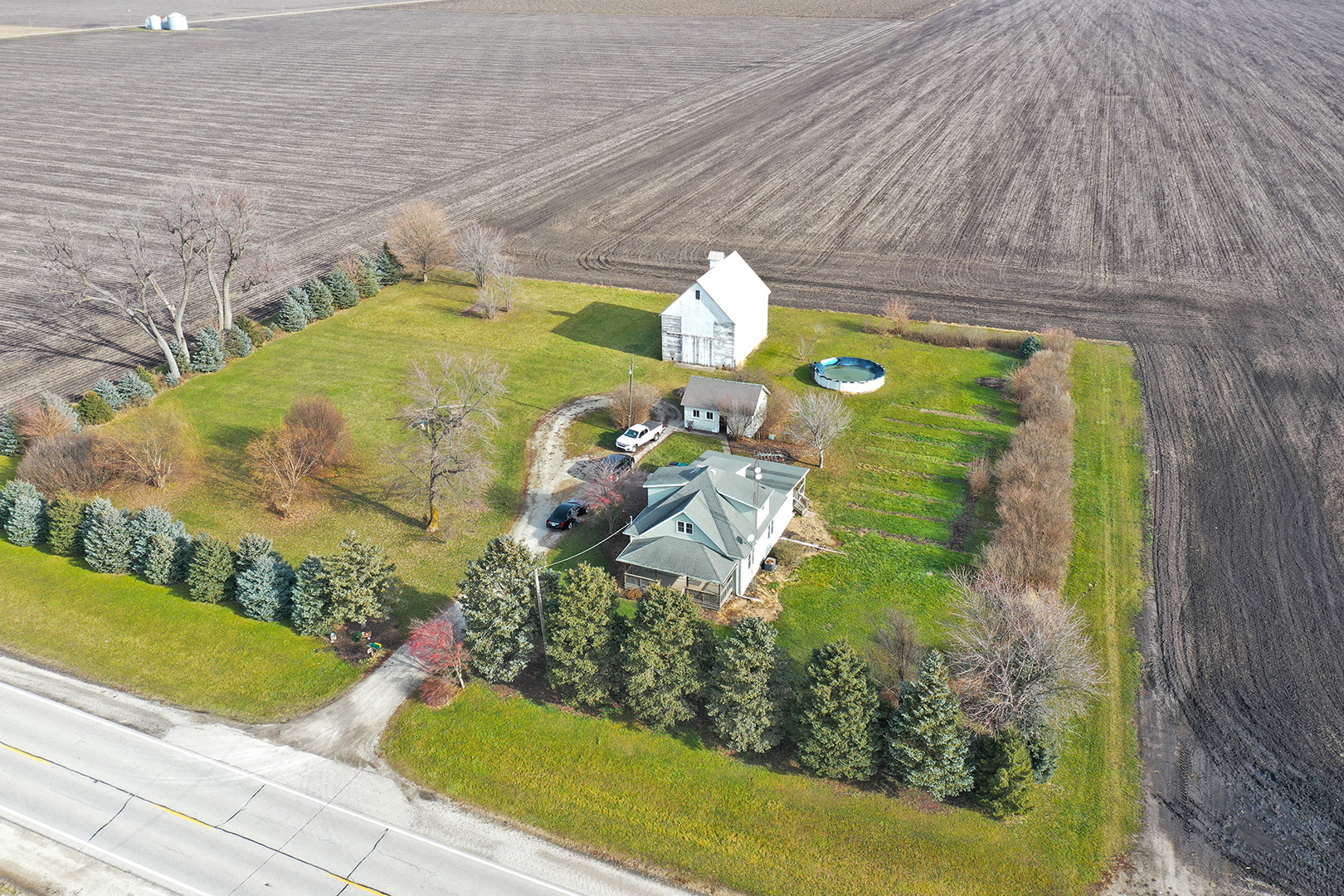 27726 North 500 E Road Ancona, IL 61311 - Photo 1 of 20