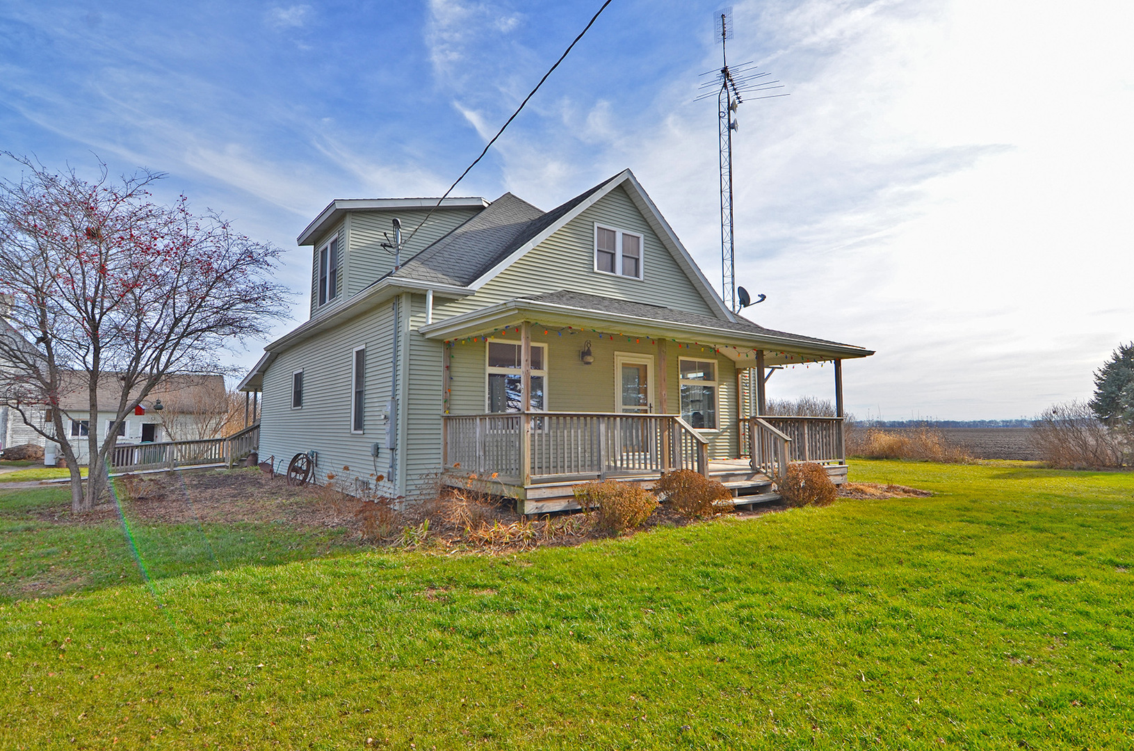 27726 North 500 E Road Ancona, IL 61311 - Photo 2 of 20