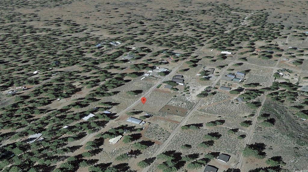 Hazel Way Susanville, CA 96130 - Photo 2 of 7