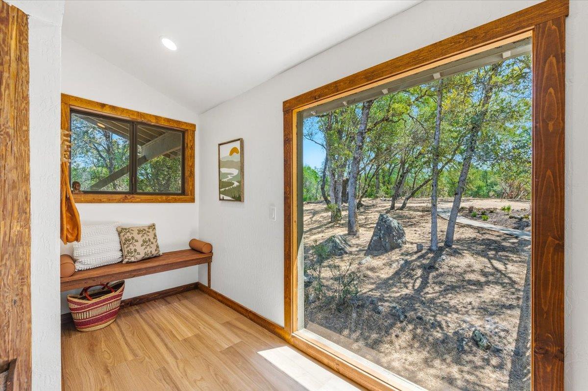 17500 Winding Oaks Road Grass Valley, CA 95949 - Photo 5 of 55