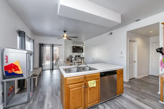 $550,000 | 5524 North Olinda Avenue, Fresno, CA 93723