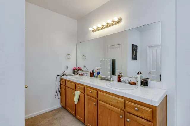 $550,000 | 5524 North Olinda Avenue, Fresno, CA 93723