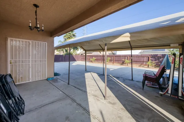 $550,000 | 5524 North Olinda Avenue, Fresno, CA 93723