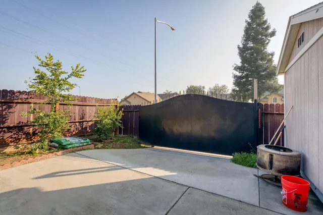 $550,000 | 5524 North Olinda Avenue, Fresno, CA 93723