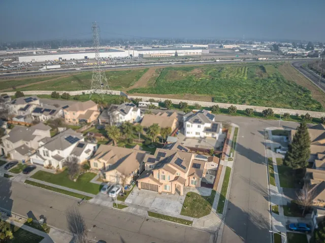 $550,000 | 5524 North Olinda Avenue, Fresno, CA 93723