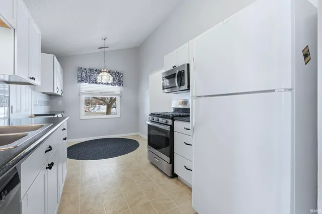 $220,000 | 619 Plainfield Drive, Fort Wayne, IN 46825