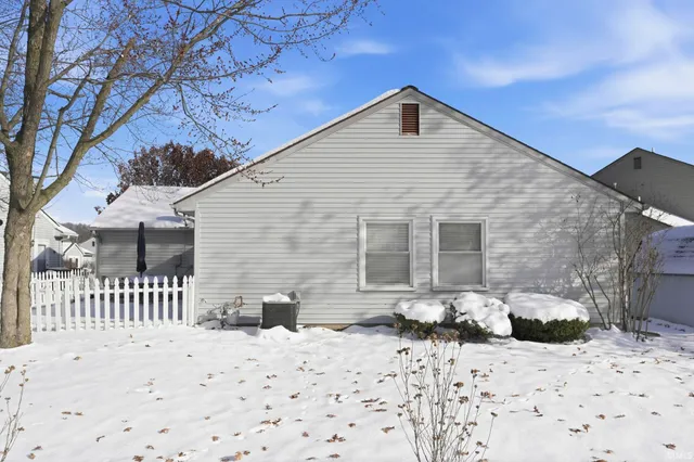 $220,000 | 619 Plainfield Drive, Fort Wayne, IN 46825