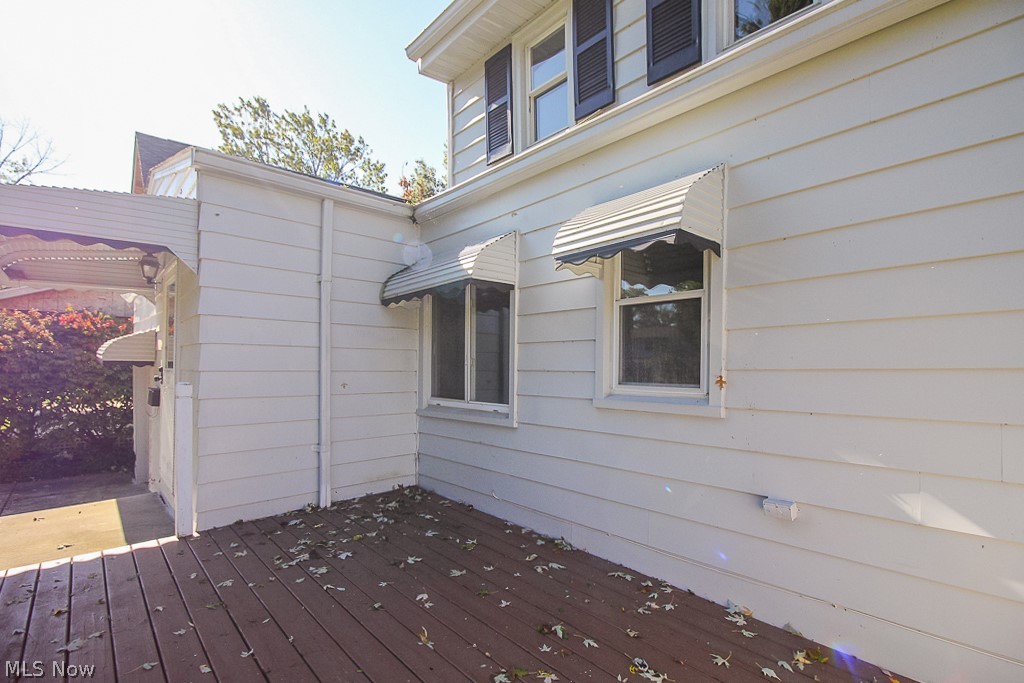836 Mannering Road Eastlake, OH 44095 - Photo 5 of 33 Gallery Image 5