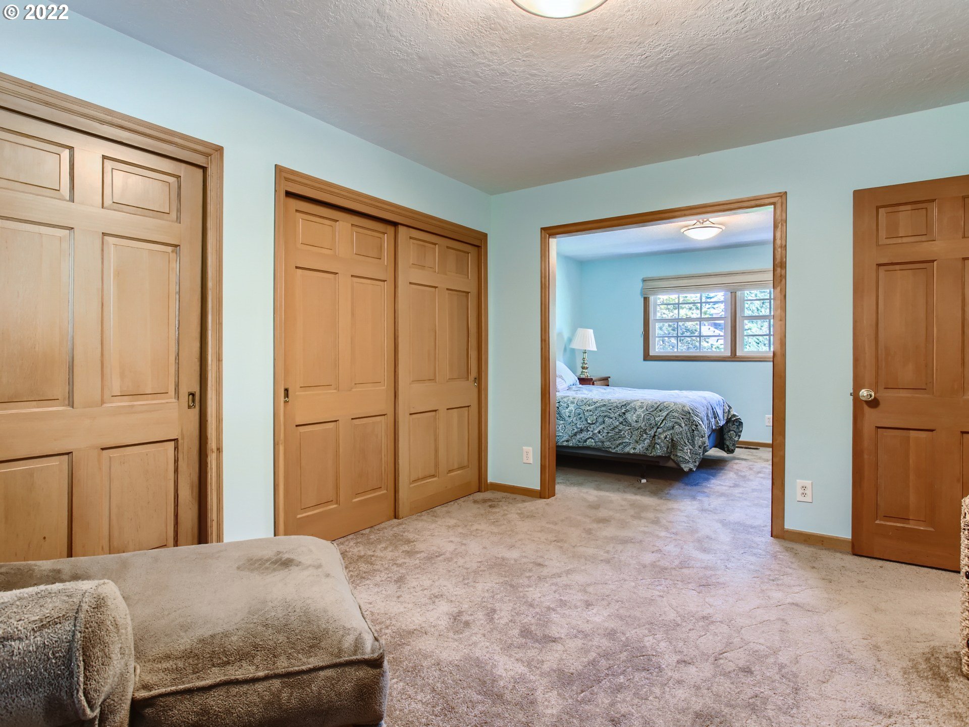 3420 Southwest Marigold Street Portland, OR 97219 - Photo 12 of 30 Gallery Image 12