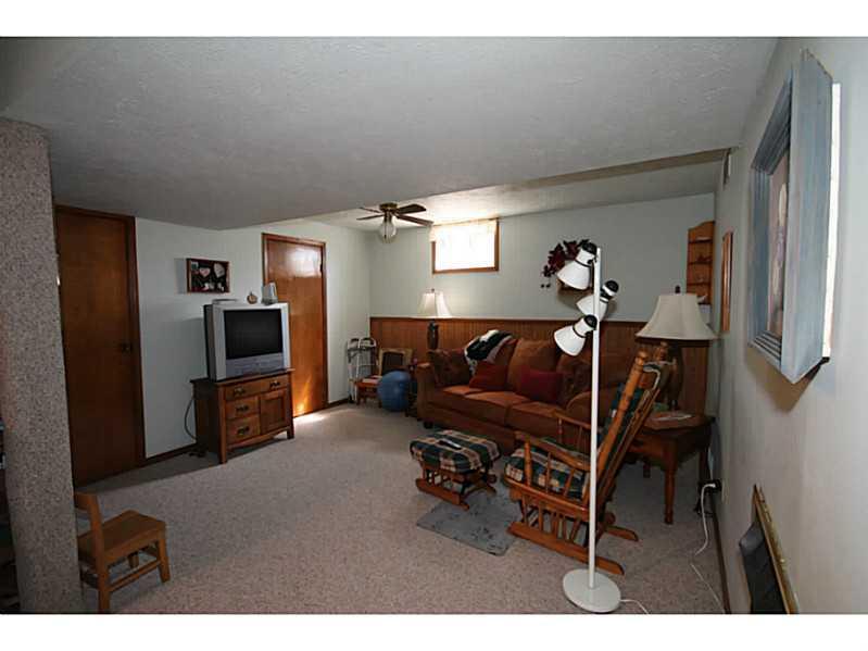 3351 Briar Ridge Way Columbus, IN 47203 - Photo 20 of 24 Gallery Image 20