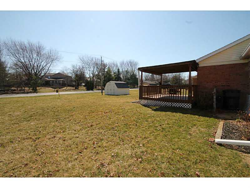 3351 Briar Ridge Way Columbus, IN 47203 - Photo 5 of 24 Gallery Image 5