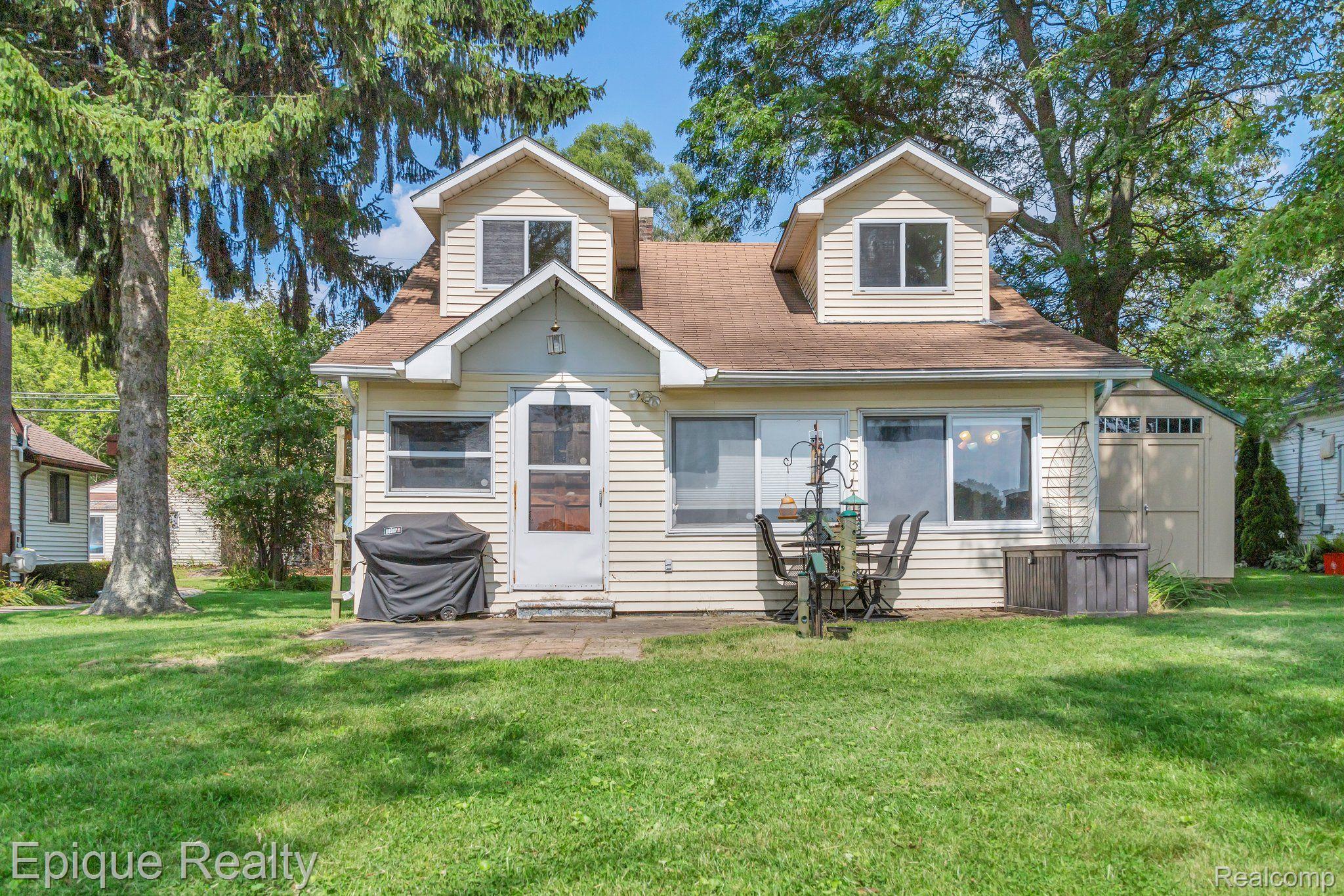 6818 Rink Drive Brighton, MI 48114 - Photo 26 of 27 Gallery Image 26