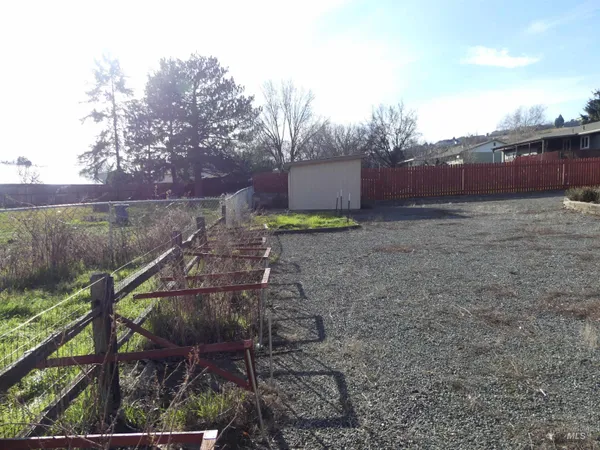 $350,000 | 2733 Rainier Street, Clarkston, WA 99403