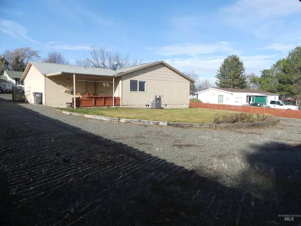 $350,000 | 2733 Rainier Street, Clarkston, WA 99403