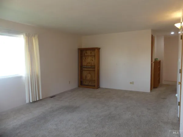 $350,000 | 2733 Rainier Street, Clarkston, WA 99403