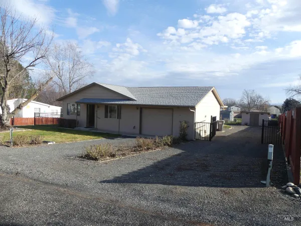 $350,000 | 2733 Rainier Street, Clarkston, WA 99403