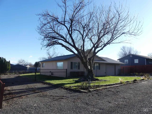 $350,000 | 2733 Rainier Street, Clarkston, WA 99403