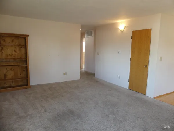 $350,000 | 2733 Rainier Street, Clarkston, WA 99403