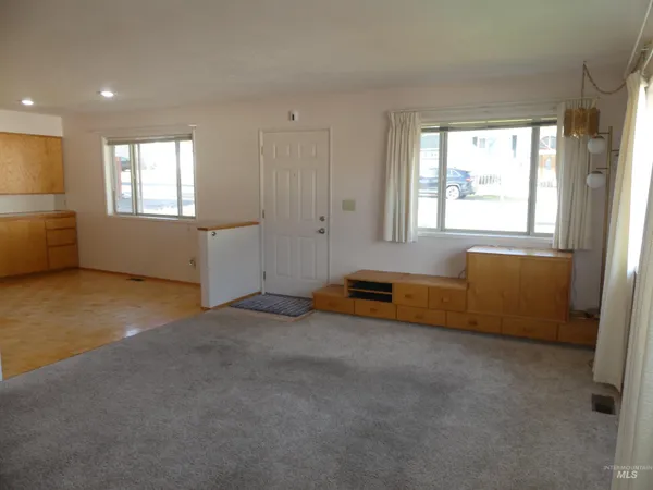 $350,000 | 2733 Rainier Street, Clarkston, WA 99403