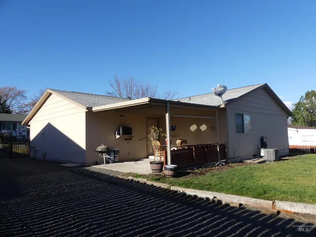 $350,000 | 2733 Rainier Street, Clarkston, WA 99403