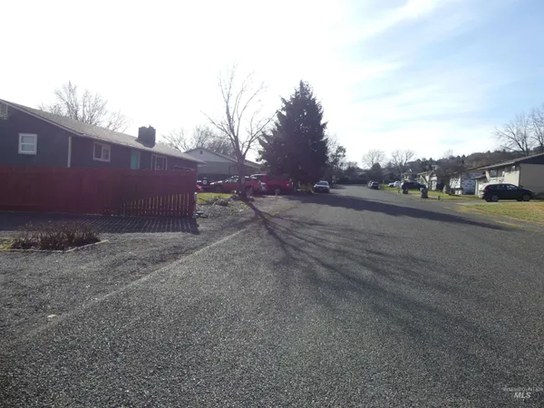 $350,000 | 2733 Rainier Street, Clarkston, WA 99403