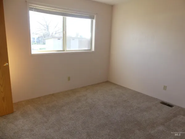 $350,000 | 2733 Rainier Street, Clarkston, WA 99403
