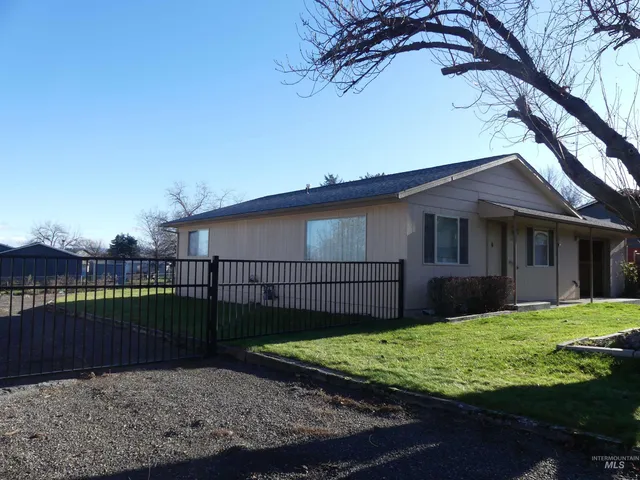 $350,000 | 2733 Rainier Street, Clarkston, WA 99403