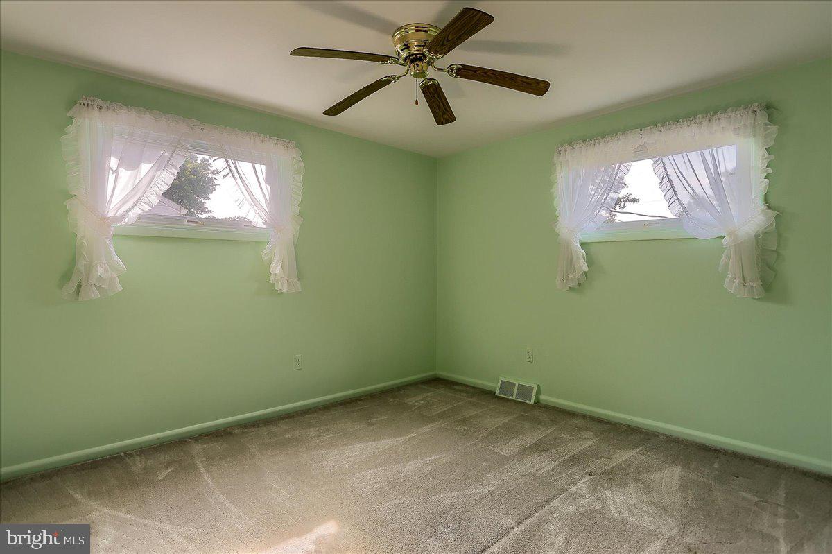 3225 Batesfield Road Harrisburg, PA 17109 - Photo 19 of 35 Gallery Image 19