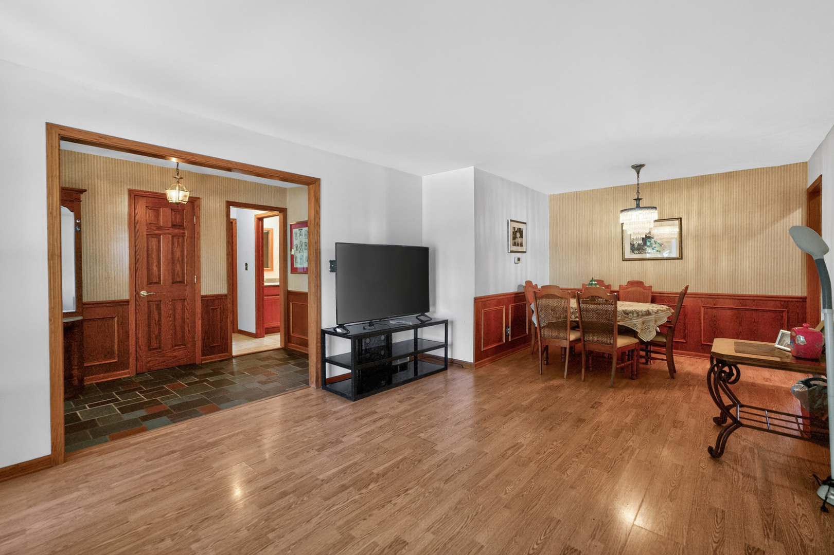 112 Stoney Creek Road DeKalb, IL 60115 - Photo 11 of 45