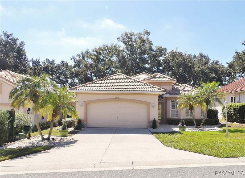 336 West Doerr Path Hernando, FL 34442 - Photo 1 of 58