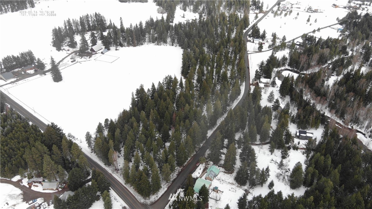 0 Nelson Siding Road Cle Elum, WA 98922 - Photo 2 of 5 a view of mountain view with lots of trees