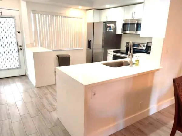 $1,800 | 2903 Victoria Circle, Coconut Creek, FL 33066