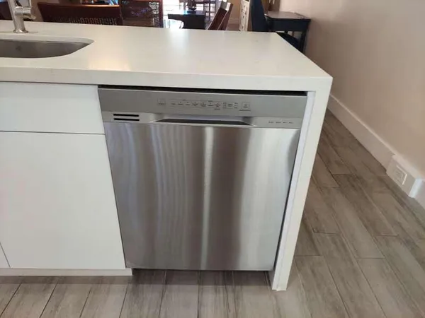 $1,800 | 2903 Victoria Circle, Coconut Creek, FL 33066