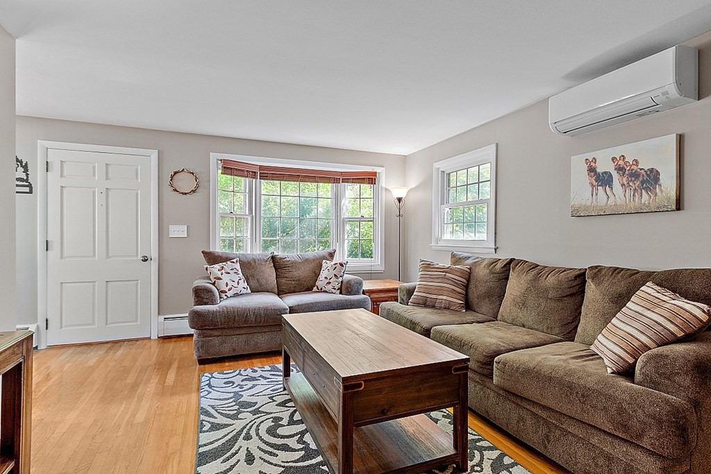 18 Ashburnham Road Worcester, MA 01605 - Photo 11 of 31 Gallery Image 11